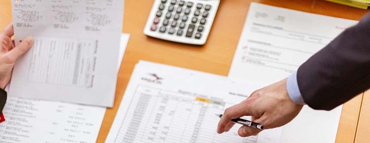 How to boost your business success by using professional accountant